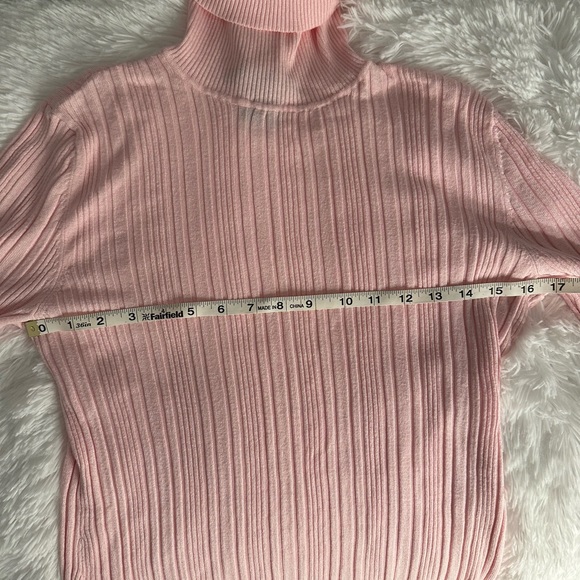 United States of sweaters pink turtleneck sweater size LARGE - Picture 6 of 6